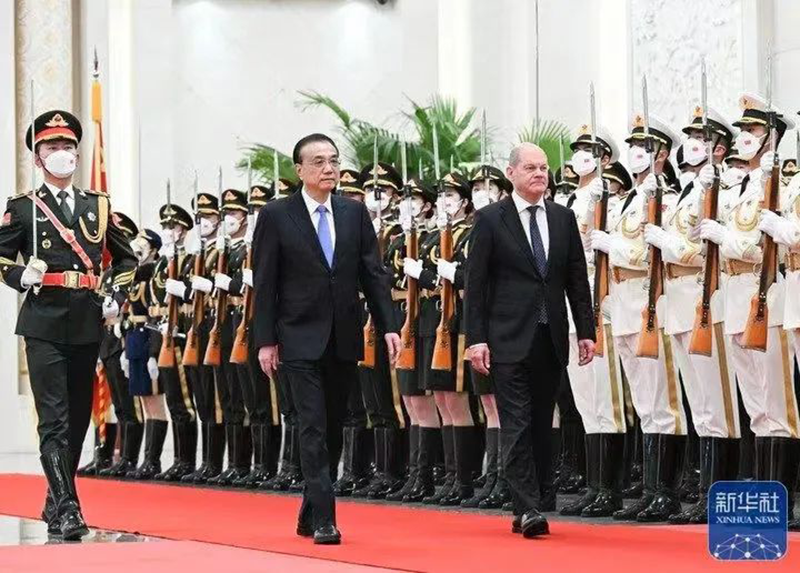 G22恒峰股份董事长张锦红出席中德经济界代表座谈并发言